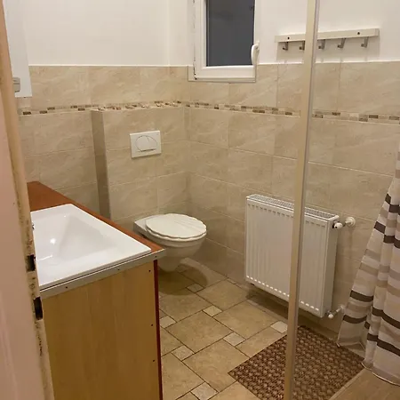 曼迪公寓 布达佩斯