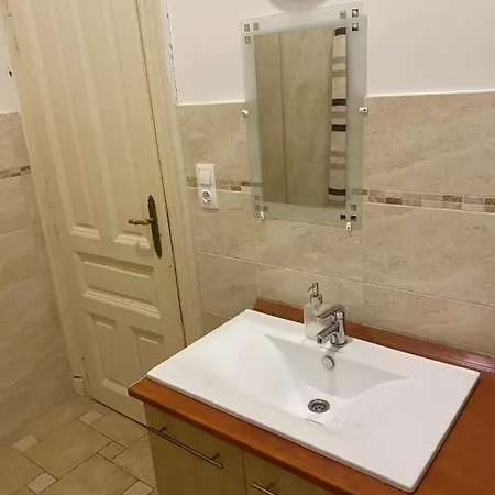 招待所 曼迪公寓