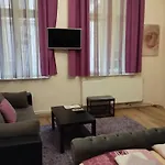 Mandy Penzion Budapešť