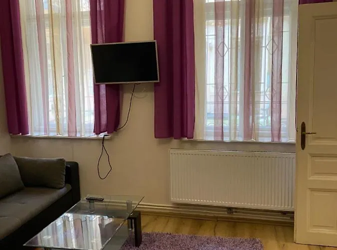 Mandy 게스트하우스 3*